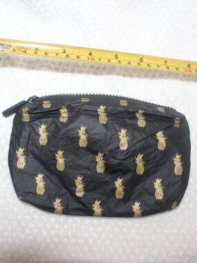 ALOHA Collection Black & Gold Pineapple Zip Travel Pouch